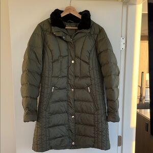 Women's Stylish Green Puffer Jacket